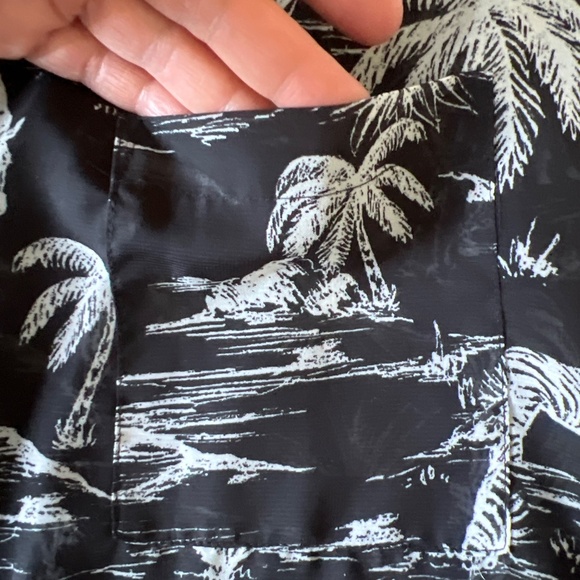 Black & White Sheer Safari Long sleeve Button Up Tunic Top - Picture 13 of 13